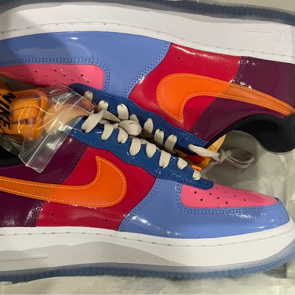 Nike Multicolor Sneakers with Orange Swoosh - Picture 3 of 4